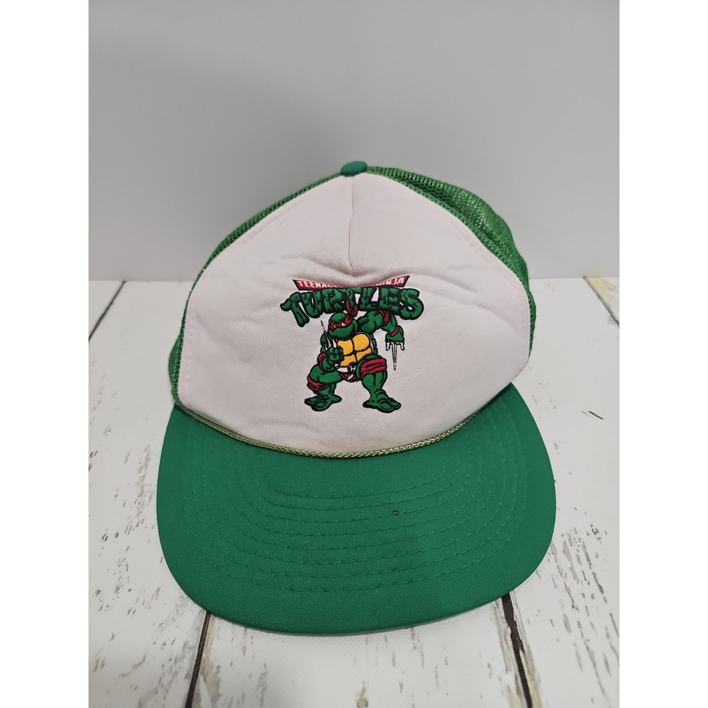 Teenage Mutant Ninja Turtles (Raphael) rope-trim mesh trucker hat